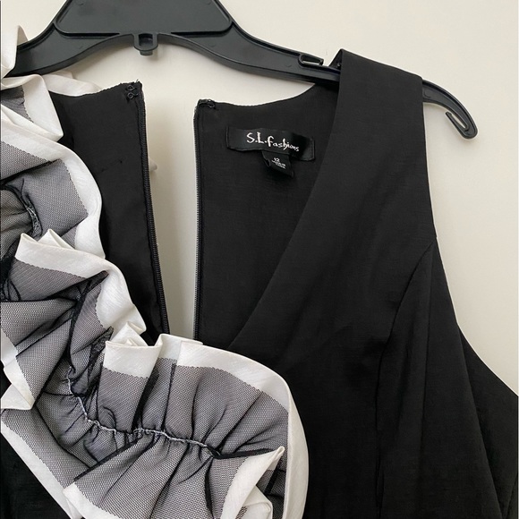 Black and white cocktail dress - Large - Picture 3 of 4